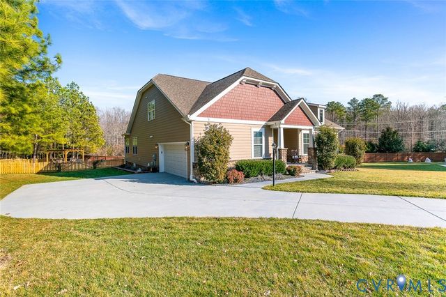 4801 Hidden Falls Ct, Moseley, VA 23120