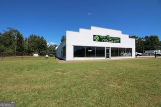 18 Highway 16, Newnan, GA 30263