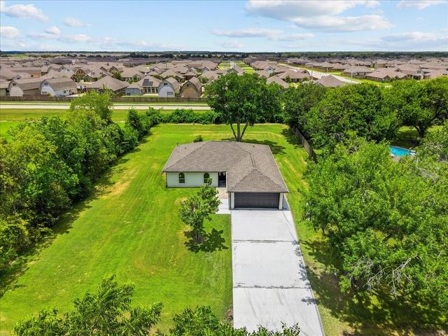 2730 Mary Lane, Dickinson, TX 77539