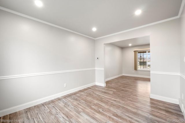 14484 Royal Drive, Sterling Heights, MI 48312