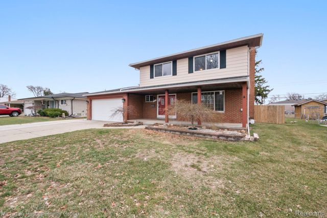 14484 Royal Drive, Sterling Heights, MI 48312