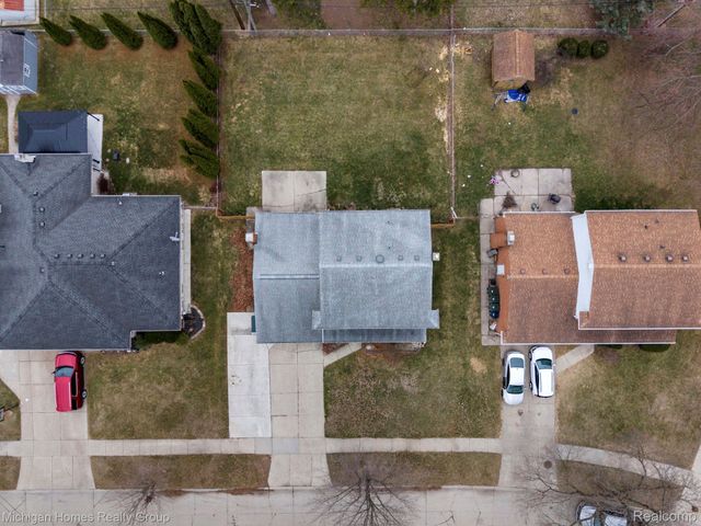 14484 Royal Drive, Sterling Heights, MI 48312