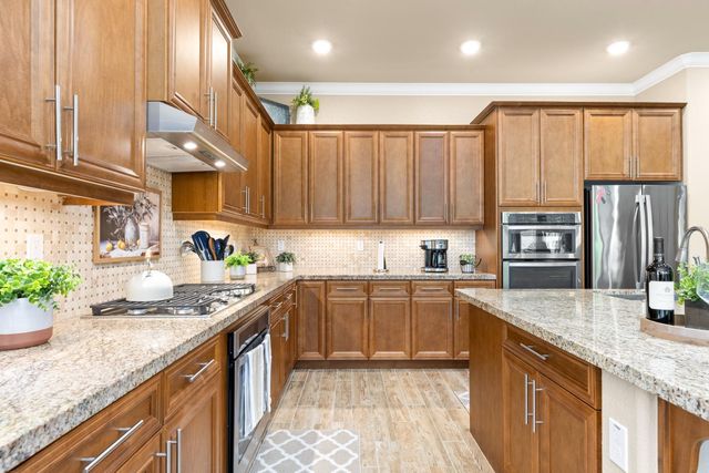706 Mousebird Ct, Lincoln, CA 95648