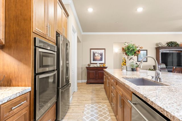 706 Mousebird Ct, Lincoln, CA 95648