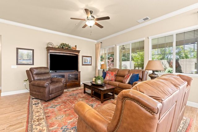 706 Mousebird Ct, Lincoln, CA 95648
