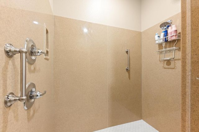 706 Mousebird Ct, Lincoln, CA 95648