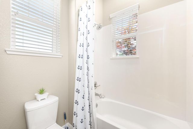 706 Mousebird Ct, Lincoln, CA 95648