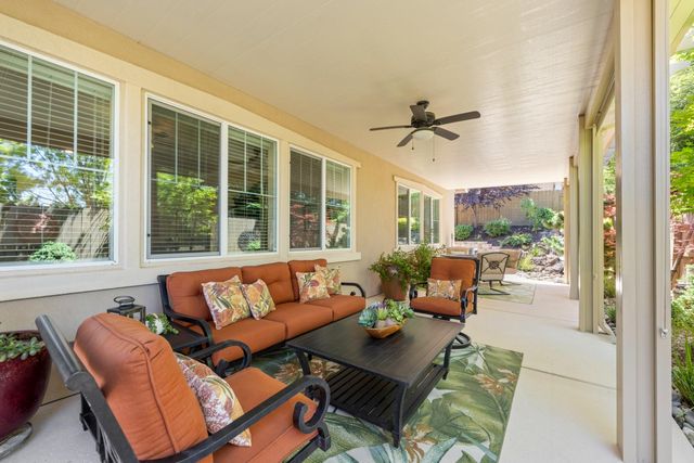706 Mousebird Ct, Lincoln, CA 95648