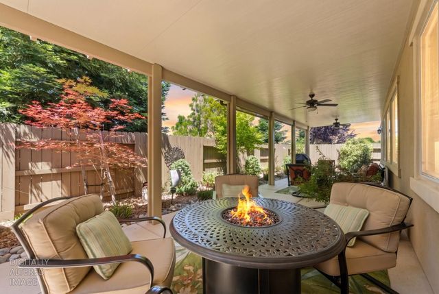 706 Mousebird Ct, Lincoln, CA 95648