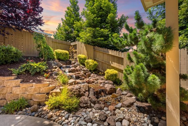 706 Mousebird Ct, Lincoln, CA 95648