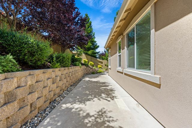 706 Mousebird Ct, Lincoln, CA 95648