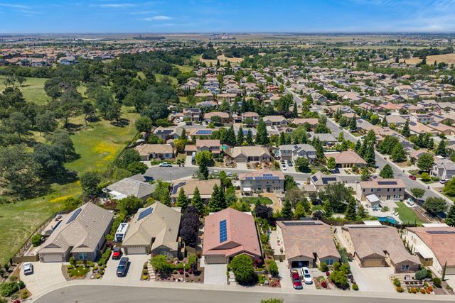 706 Mousebird Ct, Lincoln, CA 95648