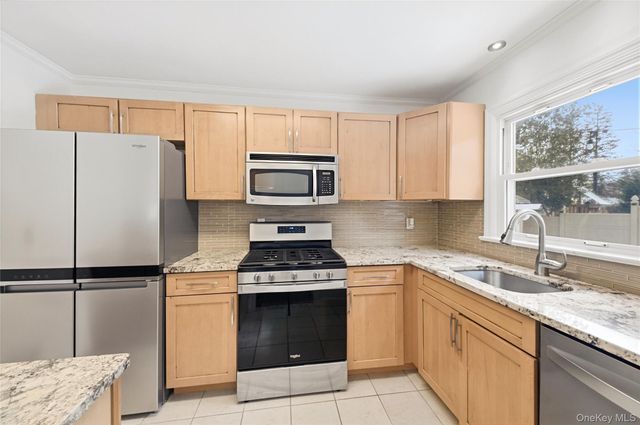 103 Heatherdell Road, Ardsley, NY 10502