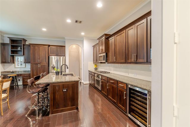 1220 Nelson Falls Lane, Houston, TX 77008