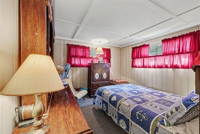 7507 Hillcrest Avenue, Manitou Beach, MI 49253