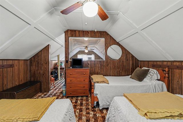 7507 Hillcrest Avenue, Manitou Beach, MI 49253