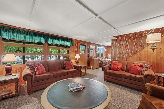 7507 Hillcrest Avenue, Manitou Beach, MI 49253