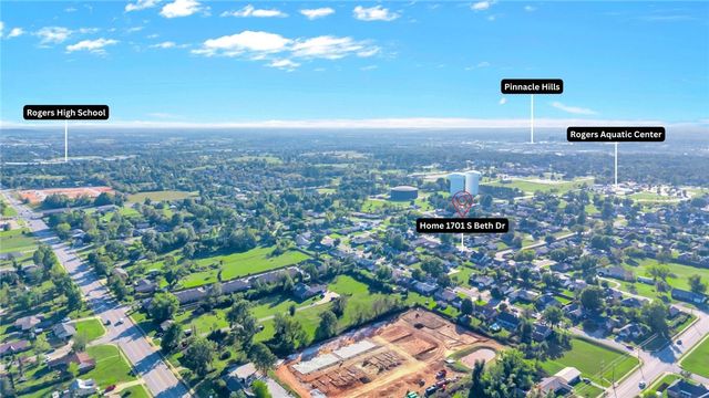 1701 Beth Drive, Rogers, AR 72758