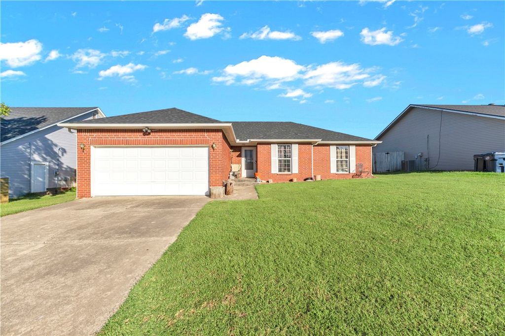 1701 Beth Drive, Rogers, AR 72758