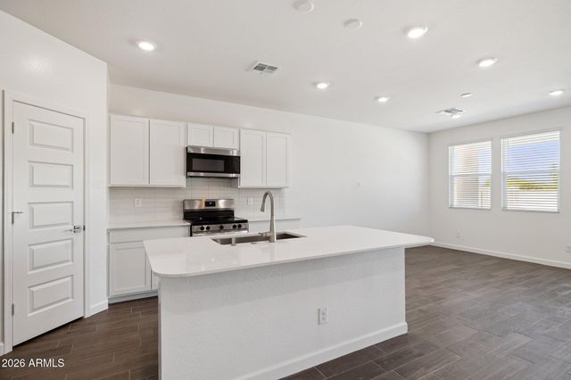 6182 S 260TH Lane, Buckeye, AZ 85326