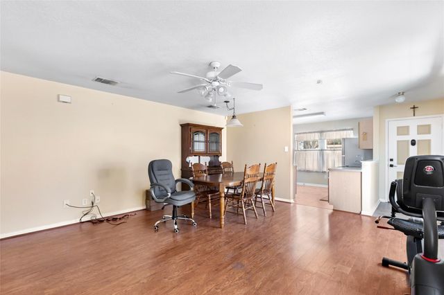 7303 Rising Brook Drive, Cypress, TX 77433