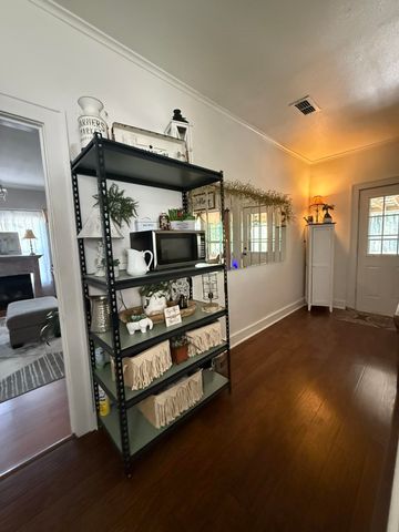 617 W SCOTT STREET, Gilmer, TX 75644