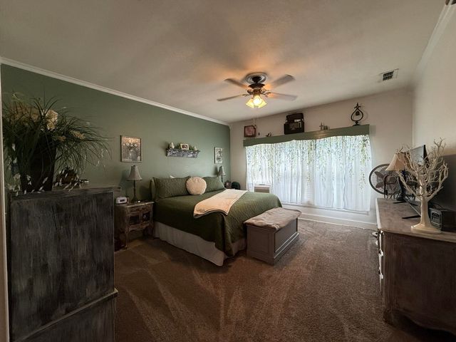 617 W SCOTT STREET, Gilmer, TX 75644