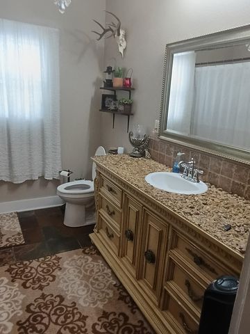 617 W SCOTT STREET, Gilmer, TX 75644