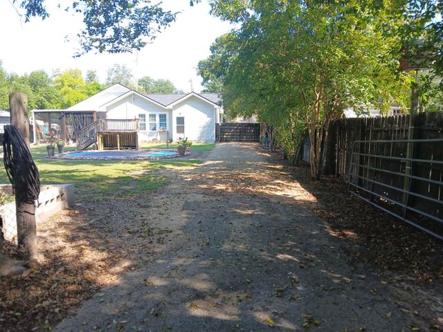617 W SCOTT STREET, Gilmer, TX 75644