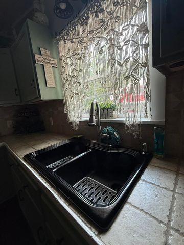 617 W SCOTT STREET, Gilmer, TX 75644