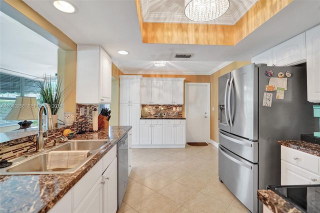 4722 NW 44th Ct, Tamarac, FL 33319