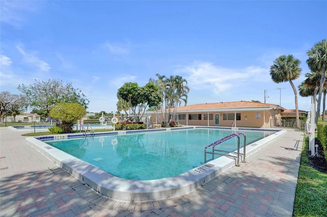 4722 NW 44th Ct, Tamarac, FL 33319