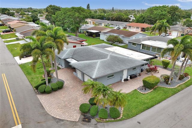 4722 NW 44th Ct, Tamarac, FL 33319