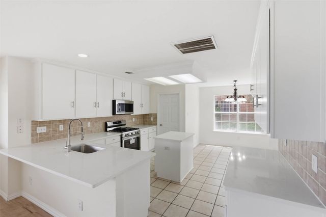 1282 Bradford Drive, Coppell, TX 75019