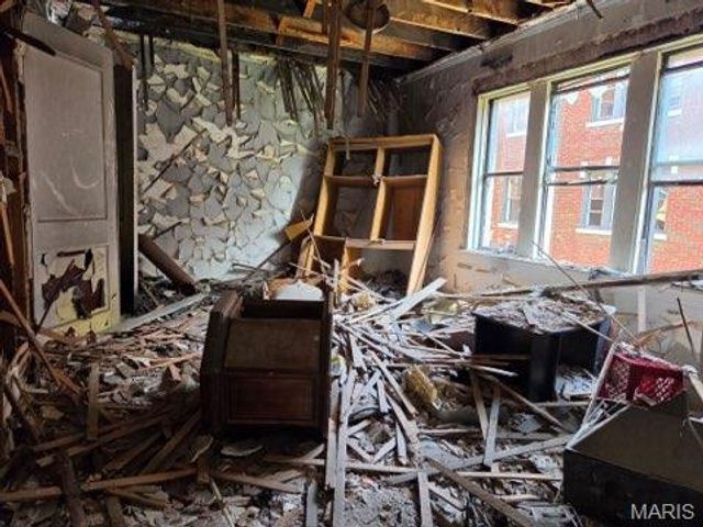 2811 N Kingshighway Boulevard, St Louis, MO 63115