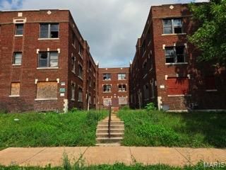 2811 N Kingshighway Boulevard, St Louis, MO 63115