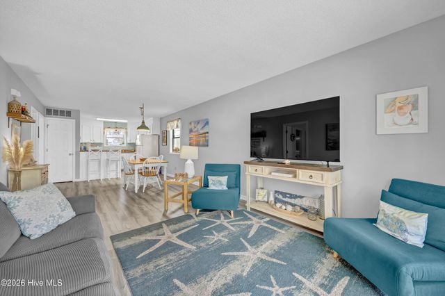 1503 Carolina Beach Avenue N Apt 1d, Carolina Beach, NC 28428