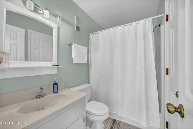 1503 Carolina Beach Avenue N Apt 1d, Carolina Beach, NC 28428