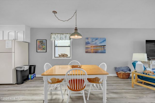 1503 Carolina Beach Avenue N Apt 1d, Carolina Beach, NC 28428