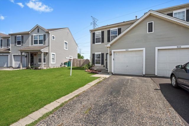 923 E SAVANNAH Drive, Romeoville, IL 60446