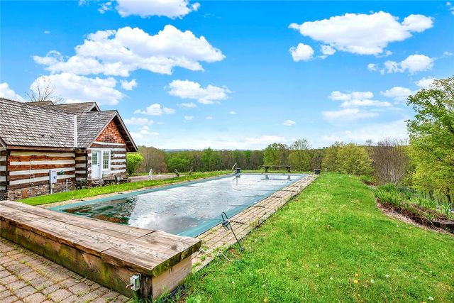 123 Pilgrim Ln, Ligonier Twp, PA 15658