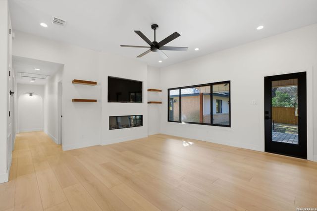 118 Tiger Tail, San Antonio, TX 78232