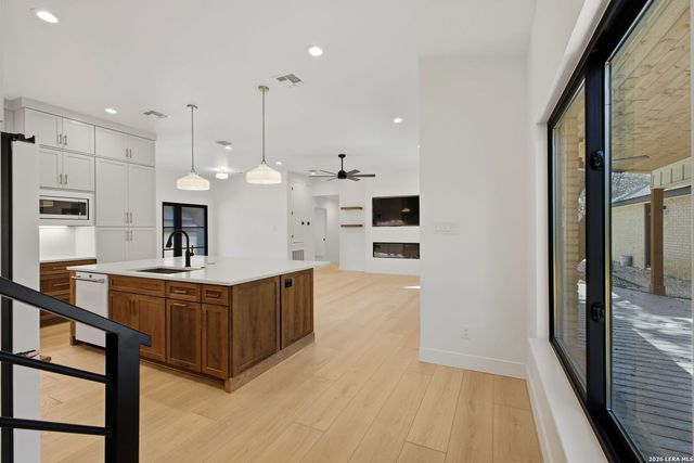 118 Tiger Tail, San Antonio, TX 78232