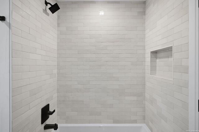 118 Tiger Tail, San Antonio, TX 78232