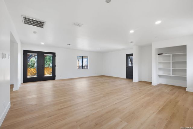 118 Tiger Tail, San Antonio, TX 78232