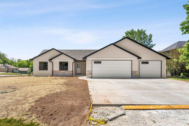 W5168 NATURES WAY DRIVE, Sherwood, WI 54169
