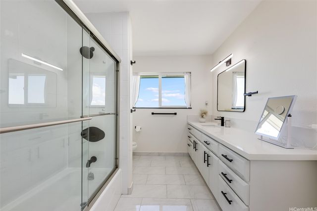 779 Moaniala Street, Honolulu, HI 96821