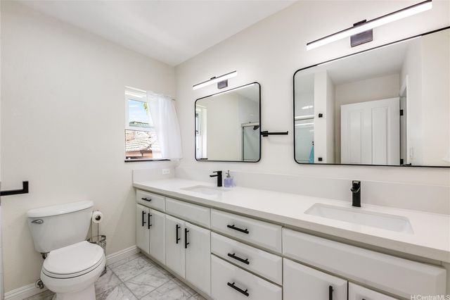 779 Moaniala Street, Honolulu, HI 96821