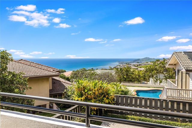 779 Moaniala Street, Honolulu, HI 96821