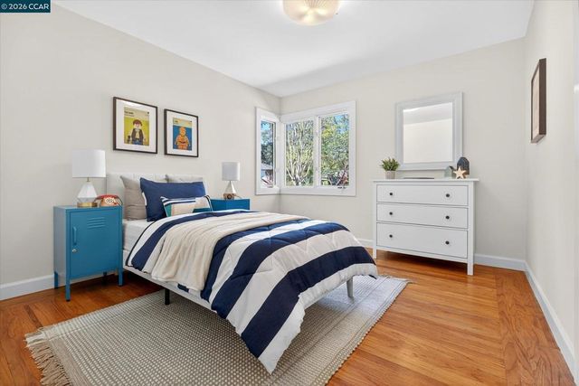 5 El Corte, Orinda, CA 94563